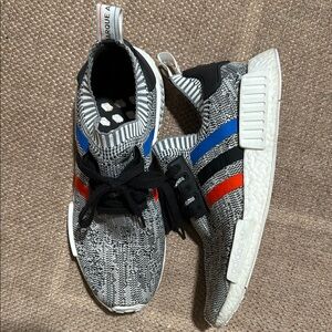adidas gazelle silver green womens adidas Men's NMD_R1 Primeblue Shoes